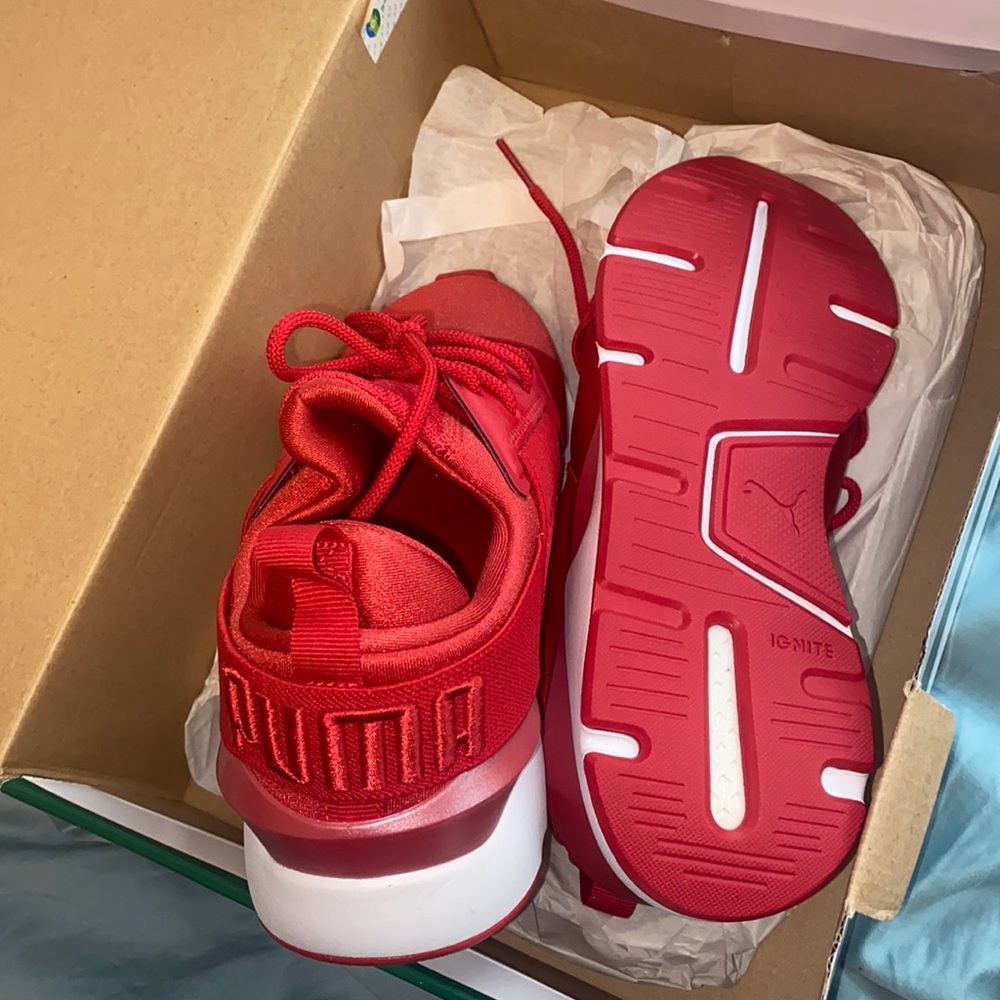 Puma Muse Satin EP Pearl Wns in Ribbon Red